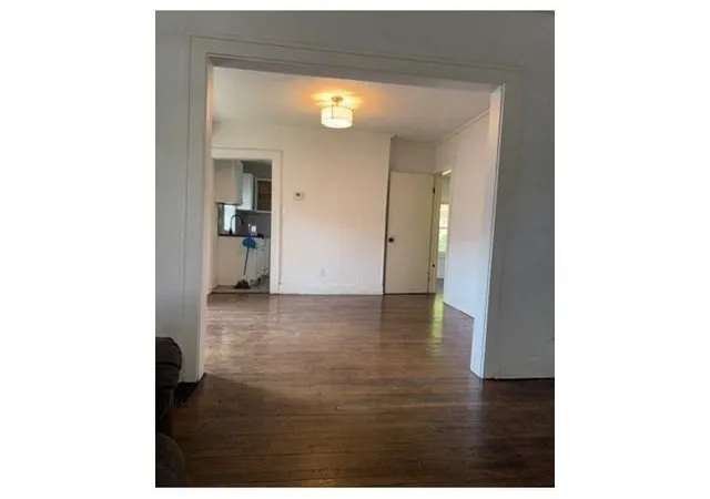 Photo 3 of Single family home for sale at 5038 Bellefontaine Ave, Kansas City, MO 64130 | MLS# 2636568 | Listing updated on 2026-10-02