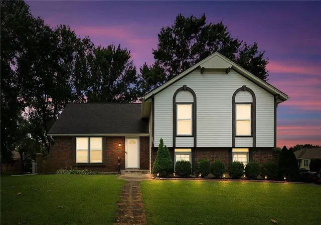 1st image of 8301 E 166th St, Belton, MO 64012 | MLS# 2636574