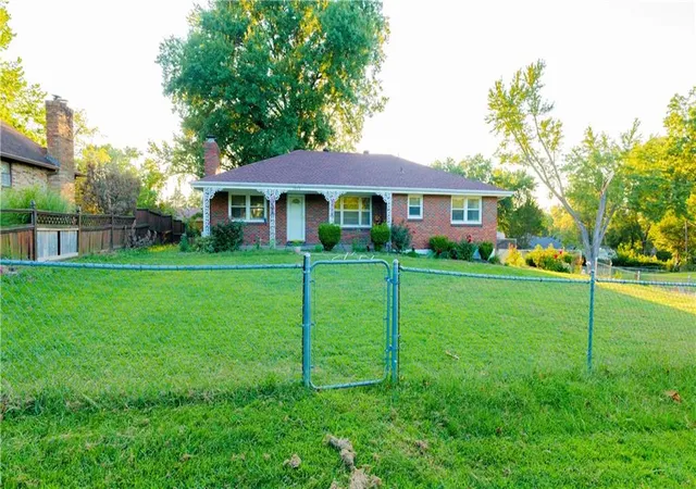 Photo 2 of Single family home for sale at 1812 N 59th Street, Kansas City, KS 66102 | MLS# 2636591 | Listing updated on 2026-09-20