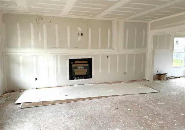 Photo 3 of Single family home for sale at 6118 Ne 118th Street, Kansas City, MO 64156 | MLS# 2636593 | Listing updated on 2026-09-27