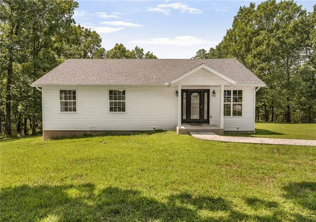 2nd image of 22962 Hwy Tt Hwy, Versailles, MO 65084 | MLS# 2636596