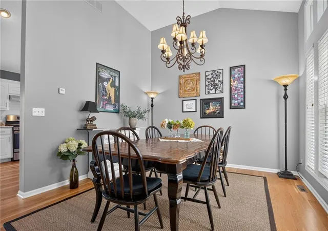 4th image of 16222 W 157Th Ter, Olathe, KS 66062 | MLS# 2636598