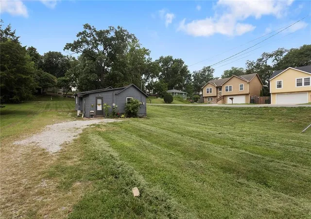 18th image of 911 913 Franklin St, Leavenworth, KS 66048 | MLS# 2636611