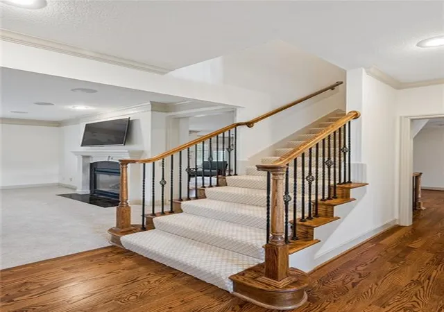 4th image of 5427 W 164Th Pl, Stilwell, KS 66085 | MLS# 2636614