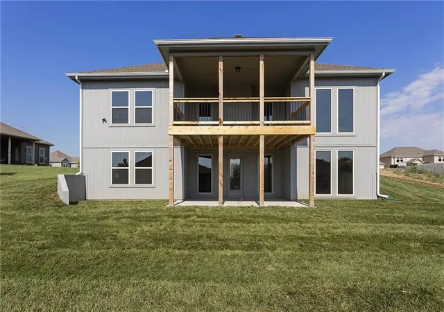 Photo 29 of Single family home for sale at 3327 Nw 93rd Street, Kansas City, MO 64154 | MLS# 2636625 | Listing updated on 2026-09-02