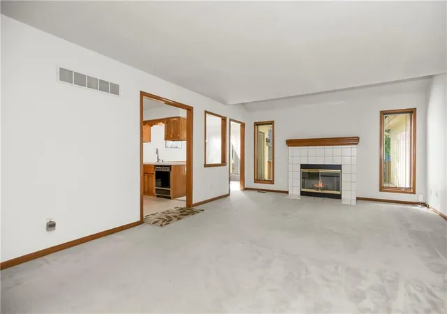 Photo 3 of Sale Pending at 8202 Nw Bradford Ct, Kansas City, MO 64151 | MLS# 2636635 | Listing updated on 2026-09-13