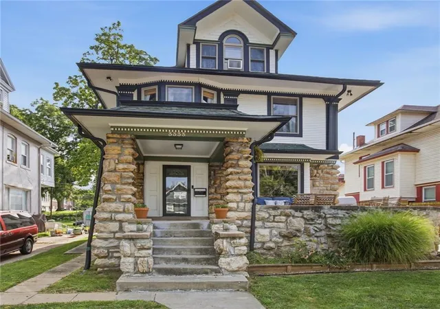 Photo 1 of Sale Pending at 3333 Virginia Ave, Kansas City, MO 64109 | MLS# 2636641 | Listing updated on 2026-09-05