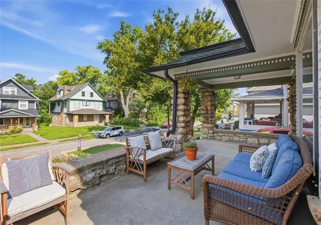 Photo 4 of Sale Pending at 3333 Virginia Ave, Kansas City, MO 64109 | MLS# 2636641 | Listing updated on 2026-09-05