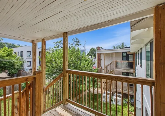 Photo 3 of Sale Pending at 4335 Mercier St, Kansas City, MO 64111 | MLS# 2636645 | Listing updated on 2026-08-31