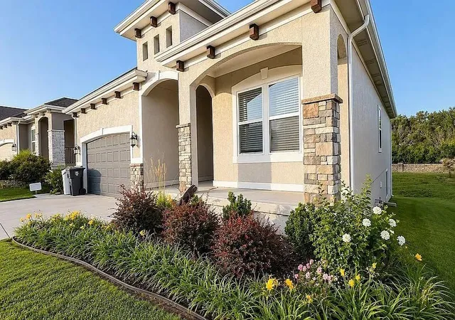 2nd image of 7025 N Cambridge Ave, Kansas City, MO 64119 | MLS# 2636650