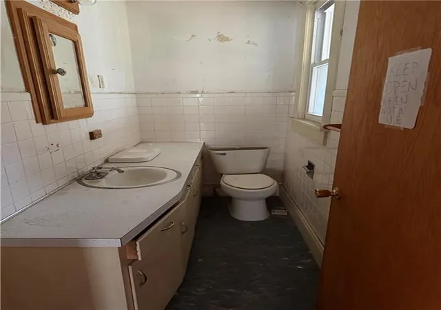 Photo 5 of Single family home for sale at 2806 Duncan St, Saint Joseph, MO 64507 | MLS# 2636652 | Listing updated on 2026-09-04