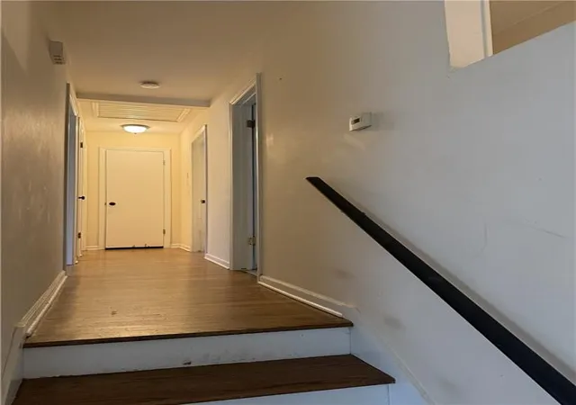 Photo 5 of Single family home for sale at 401 E 90th Terrace, Kansas City, MO 64131 | MLS# 2636657 | Listing updated on 2026-09-03