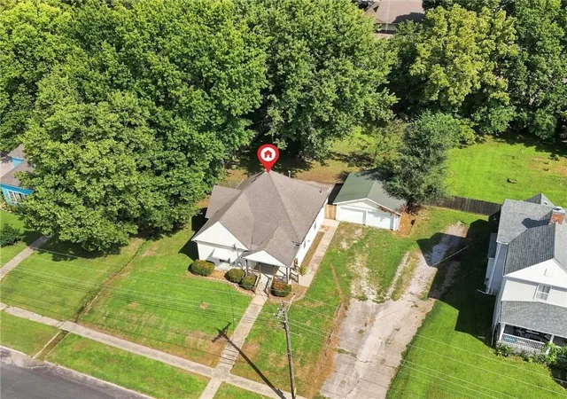 4th image of 106 Grandview St, Richmond, MO 64085 | MLS# 2636659