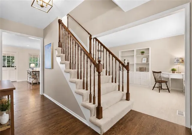 3rd image of 9315 W 113Th St, Overland Park, KS 66210 | MLS# 2636666