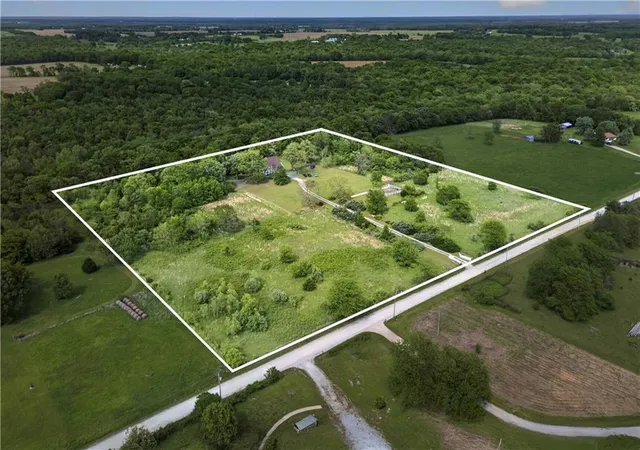 2nd image of 3100 E 303rd St, Cleveland, MO 64734 | MLS# 2636669