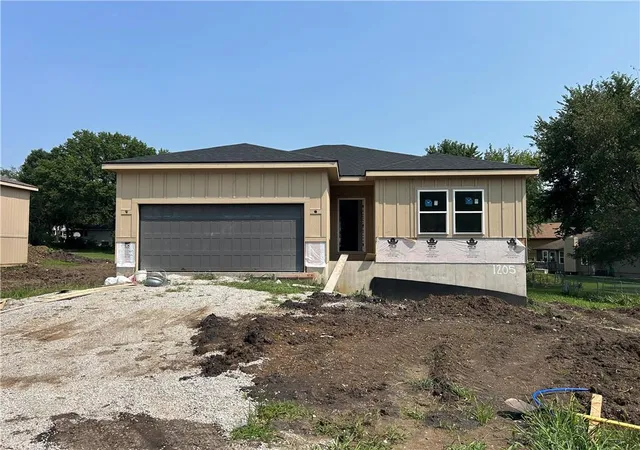 Photo 1 of Single family home for sale at 1205 Matthes Ln, Pleasant Hill, MO 64080 | MLS# 2636672 | Listing updated on 2026-08-18