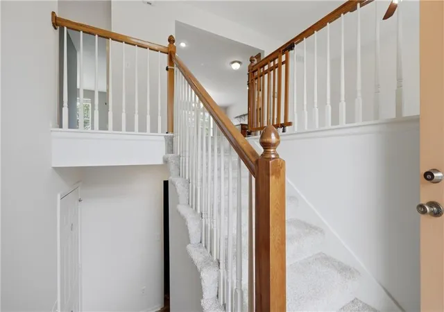 Photo 2 of Sale Pending at 3338 S Evanston Ave, Independence, MO 64052 | MLS# 2636678 | Listing updated on 2026-08-19