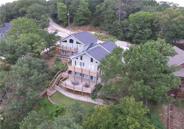 3rd image of 30678 Plymouth Rock Rd, Edwards, MO 65326 | MLS# 2636680
