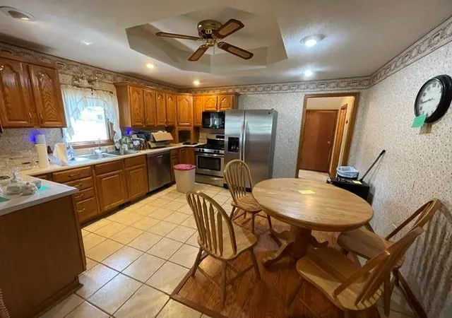 Photo 4 of Single family home for sale at 404 E Hector Ave, Arma, KS 66712 | MLS# 2636692 | Listing updated on 2026-08-16