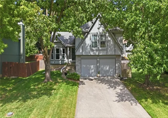 37th image of 1004 N Keeler St, Olathe, KS 66061 | MLS# 2636698