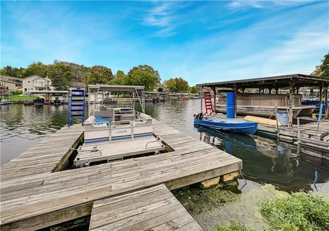 3rd image of 33 T St, Lake Lotawana, MO 64086 | MLS# 2636710
