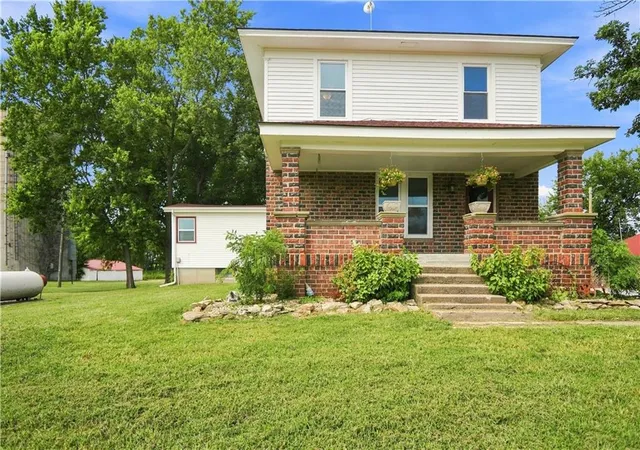 Photo 3 of Single family home for sale at 2407 Osborne Ter, Ottawa, KS 66067 | MLS# 2636711 | Listing updated on 2026-08-28