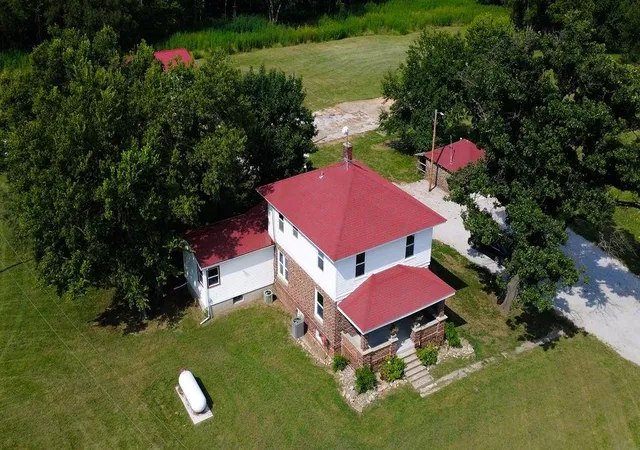 Photo 4 of Single family home for sale at 2407 Osborne Ter, Ottawa, KS 66067 | MLS# 2636711 | Listing updated on 2026-08-28