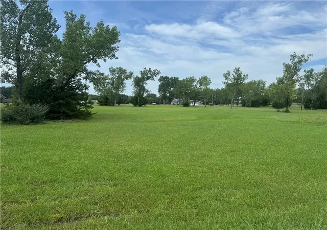 Photo 1 of Land for sale at Lot 2262 Skipper Rd, Gallatin, MO 64640 | MLS# 2636716 | Listing updated on 2026-08-18
