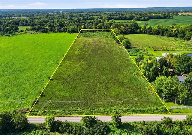 1st image of Tbd E 289th St, Harrisonville, MO 64701 | MLS# 2636721