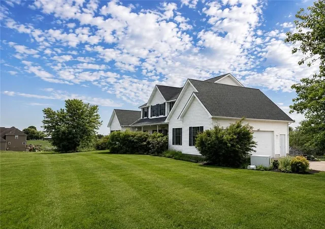 1st image of 1310 N Lake City Valley Rd, Buckner, MO 64016 | MLS# 2636731