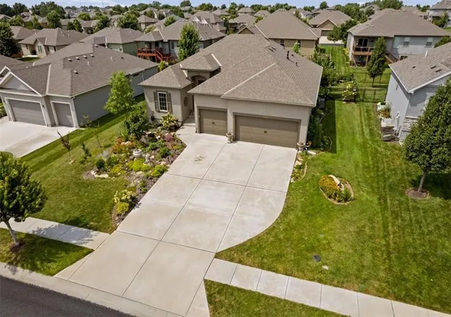 2nd image of 19304 W 201st Street, Spring Hill, KS 66083 | MLS# 2636733