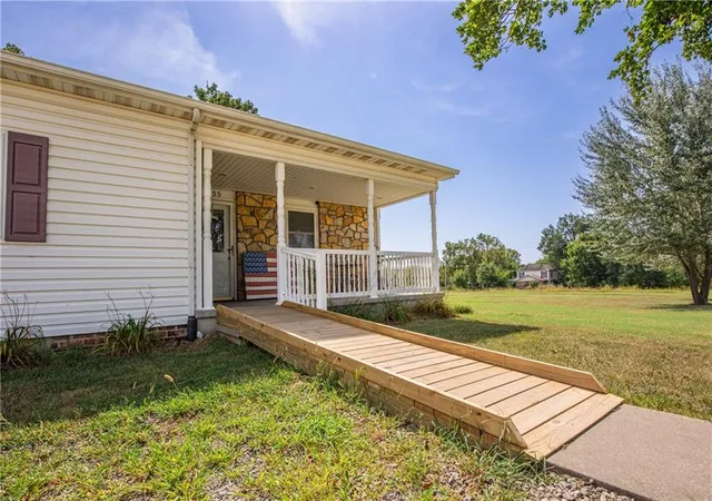Photo 3 of Single family home for sale at 1255 245th Street, Fort Scott, KS 66701 | MLS# 2636746 | Listing updated on 2026-08-25