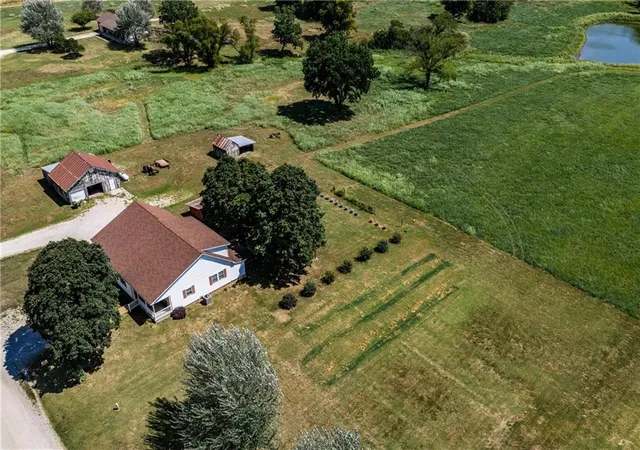 Photo 4 of Single family home for sale at 1255 245th Street, Fort Scott, KS 66701 | MLS# 2636746 | Listing updated on 2026-08-25