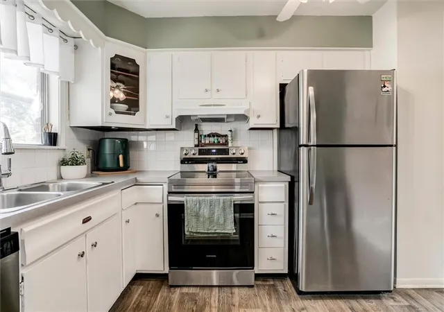 Photo 3 of Condo for sale at 5516 W 97th Street, Overland Park, KS 66207 | MLS# 2636758 | Listing updated on 2026-09-30