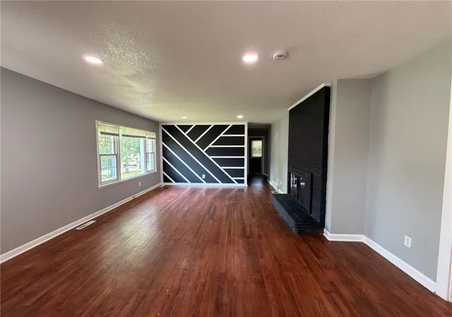 Photo 5 of Single family home for sale at 2602 NW 86th Street, Kansas City, MO 64154 | MLS# 2636762 | Listing updated on 2026-09-01