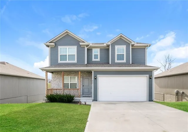1st image of 501 Wright St, Pleasant Hill, MO 64080 | MLS# 2636763
