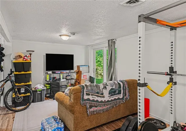 Photo 4 of House for sale at 3516-3518 Stateline Rd, Kansas City, KS 66103 | MLS# 2636772 | Listing updated on 2026-08-24