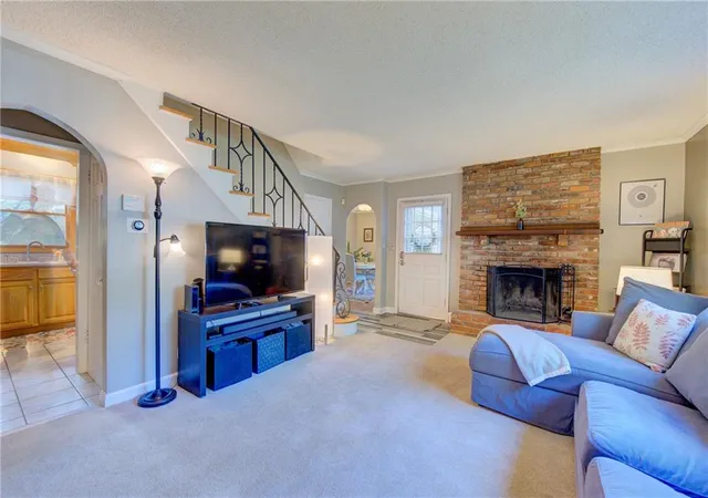 Photo 3 of Sale Pending at 4815 Goodman St, Shawnee, KS 66203 | MLS# 2636795 | Listing updated on 2026-09-13