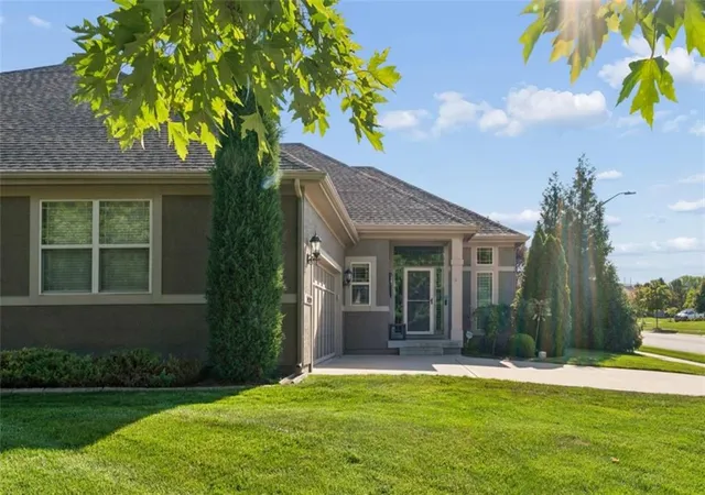 2nd image of 24520 W 110th Street, Olathe, KS 66061 | MLS# 2636811