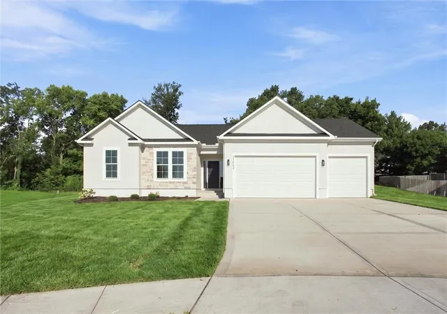 2nd image of 21063 W 225th St, Spring Hill, KS 66083 | MLS# 2636812