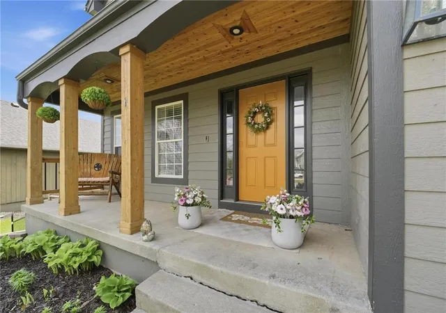 28th image of 215 E Whispering Hills Blvd, Lone Jack, MO 64070 | MLS# 2636817