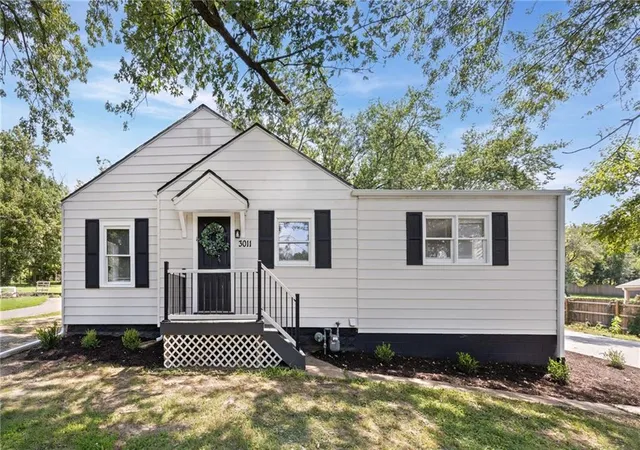 1st image of 3011 N 69th St, Kansas City, KS 66109 | MLS# 2636835