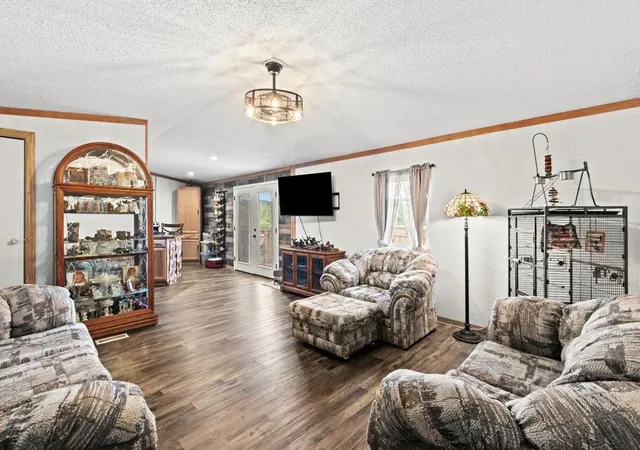 5th image of 845 S Carriage Dr, Deepwater, MO 64740 | MLS# 2636839