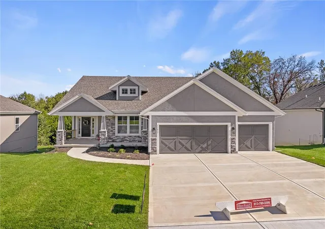 5th image of 2328 W Wabash St, Olathe, KS 66061 | MLS# 2636843