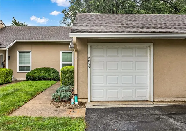2nd image of 12735 W 108th Pl, Overland Park, KS 66210 | MLS# 2636869