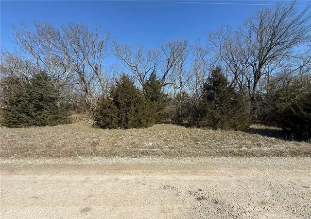 1st image of 37 Poplar Ln, Linn Valley, KS 66040 | MLS# 2636871