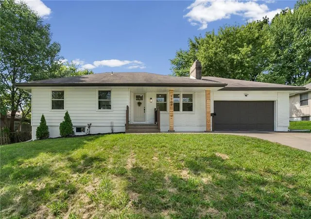 Photo 1 of Sale Pending at 9909 E 77th Terrace, Raytown, MO 64138 | MLS# 2636874 | Listing updated on 2026-08-17
