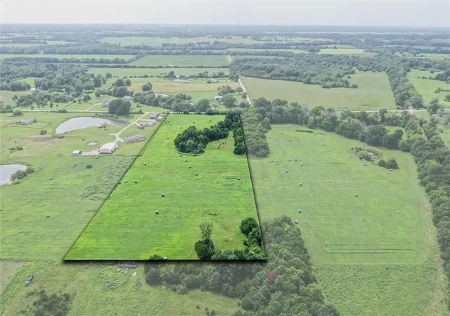 1st image of 681 B Sw State Hwy T Hwy, Holden, MO 64040 | MLS# 2636882