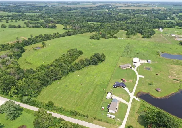 5th image of 681 B Sw State Hwy T Hwy, Holden, MO 64040 | MLS# 2636882