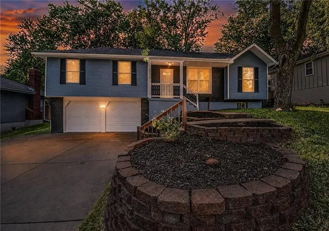Photo 1 of Sale Pending at 5210 S Mccoy St, Independence, MO 64055 | MLS# 2636892 | Listing updated on 2026-08-23
